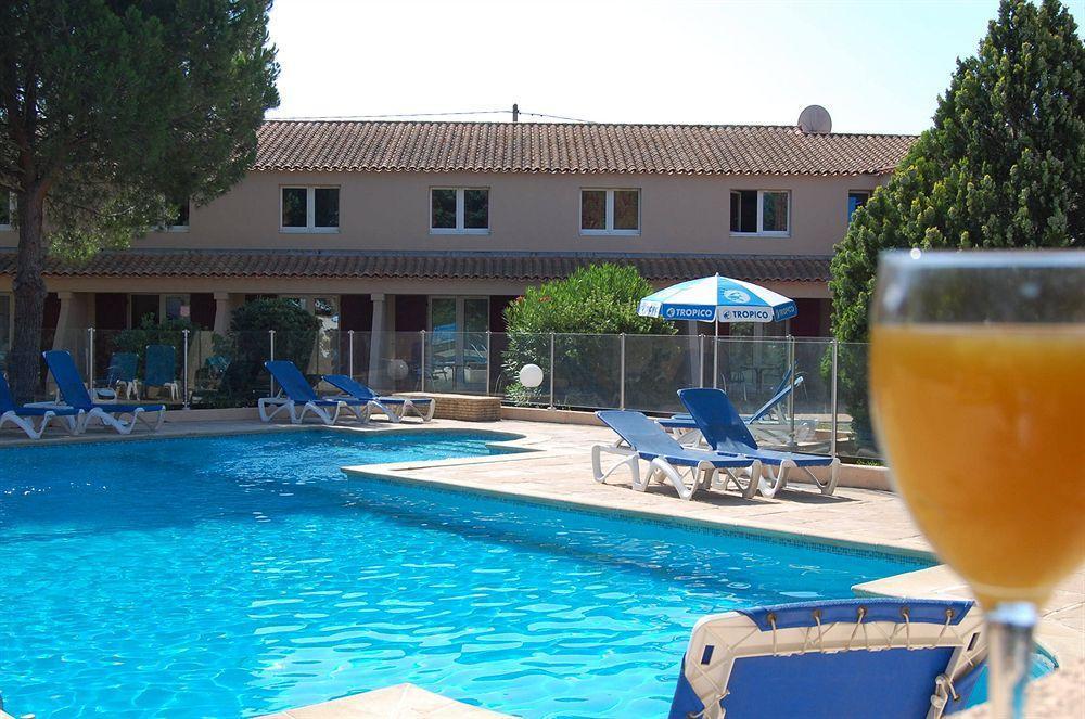 Artemia Aigues-Mortes - Hotel Avec Piscine Exterior photo