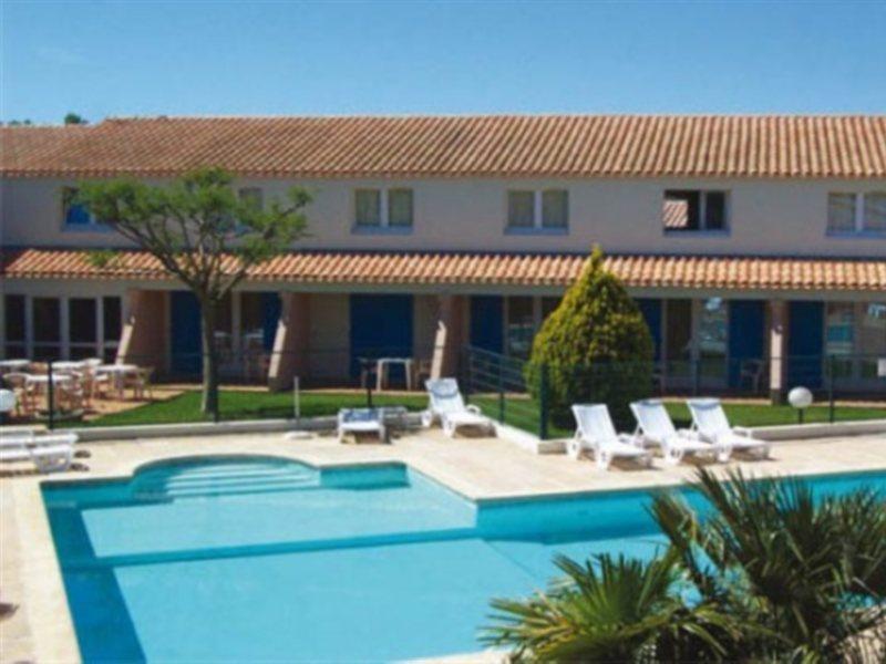 Artemia Aigues-Mortes - Hotel Avec Piscine Exterior photo